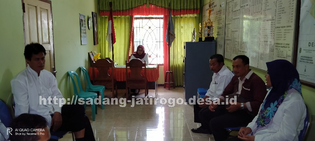 STAFF MEETING PEMBAHASAN CALON PENERIMA BANTUAN RUMAH TIDAK LAYAK HUNI (RTLH) 2020